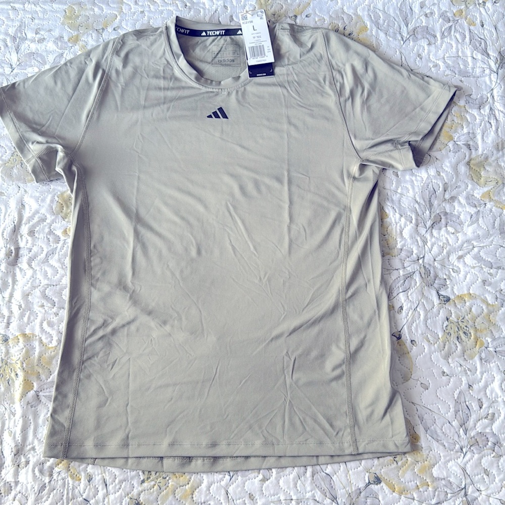 Adidas Men's Olive Green T-Shirt